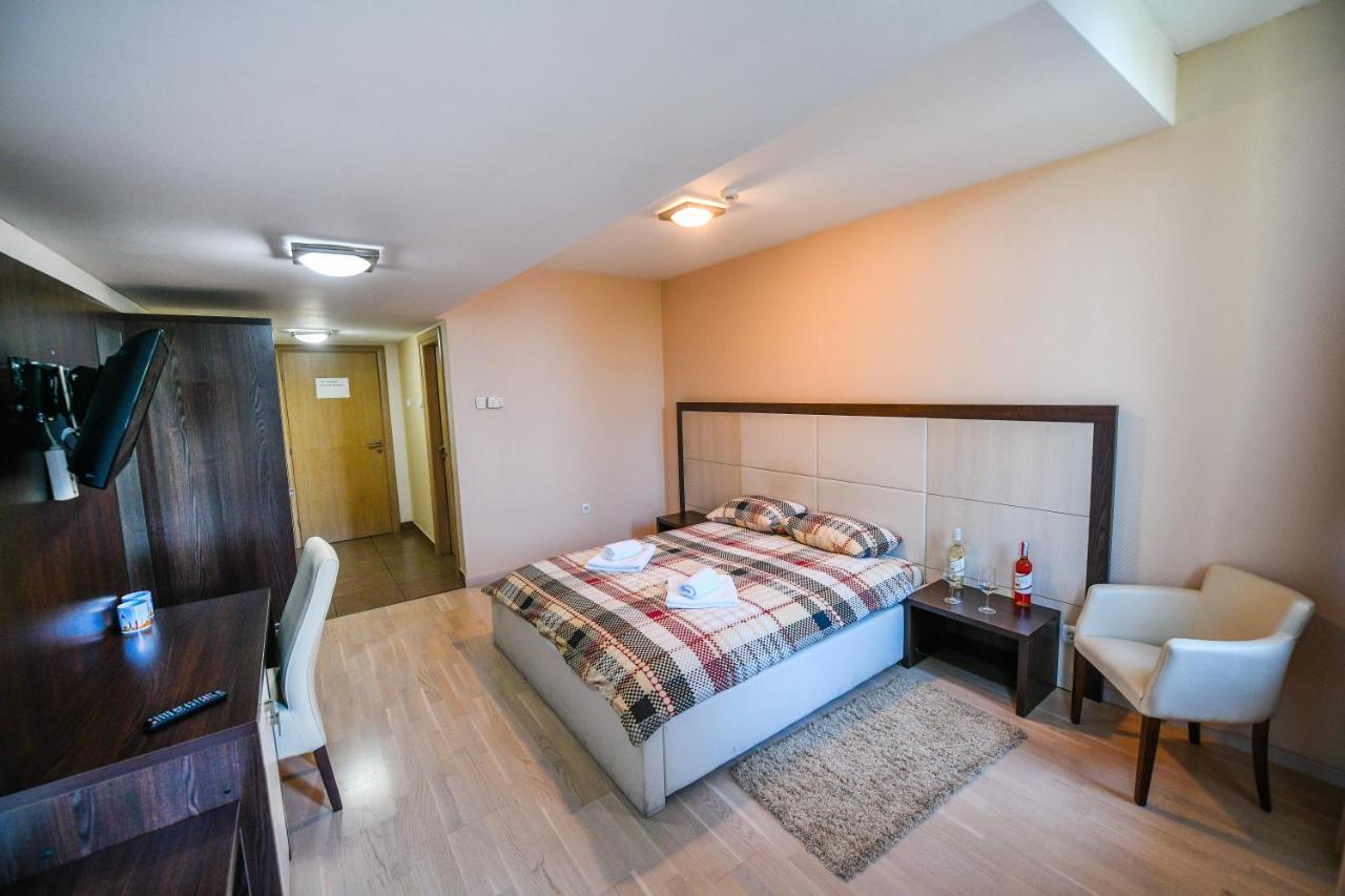 La Casa Apartments Banja Luka Luaran gambar